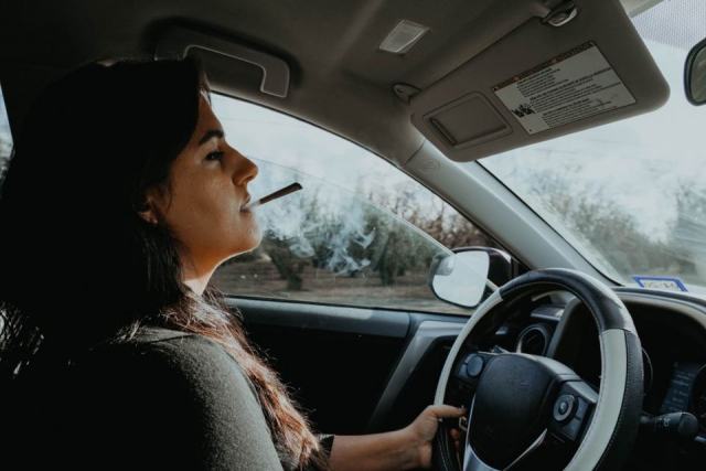 CBD et conduite : risques réels au volant en France CBD et conduite : risques réels au volant en France